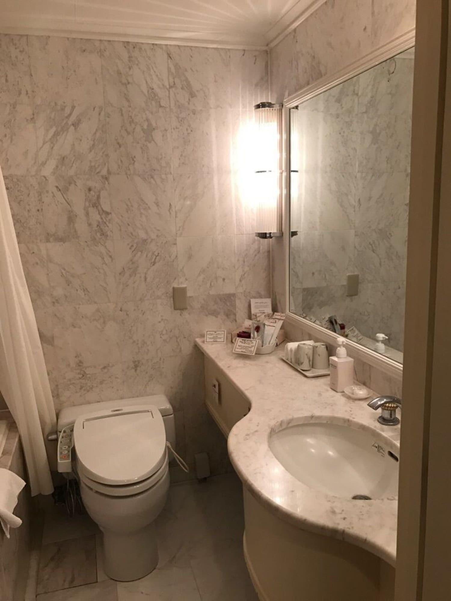 צ'יבה Hotel The Manhattan מראה חיצוני תמונה