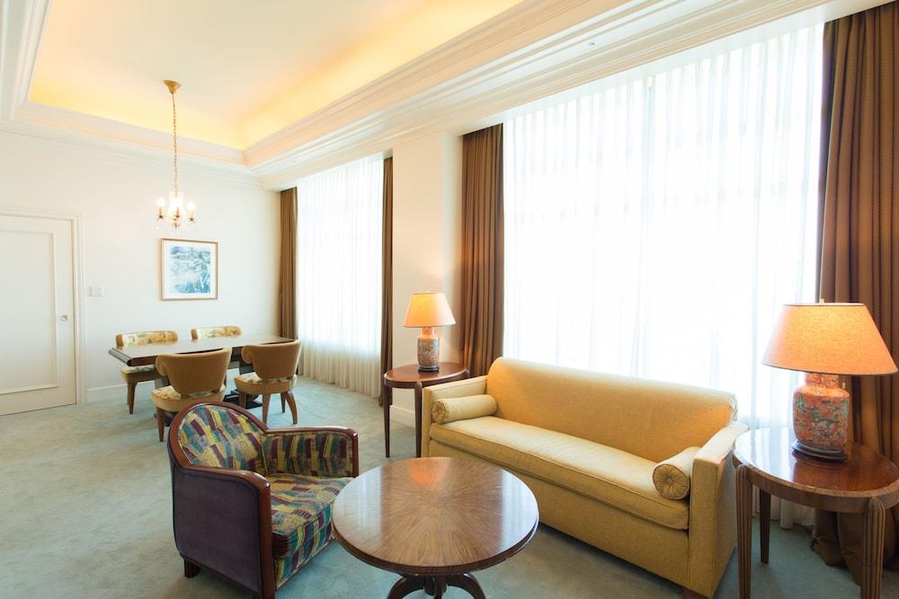 צ'יבה Hotel The Manhattan מראה חיצוני תמונה