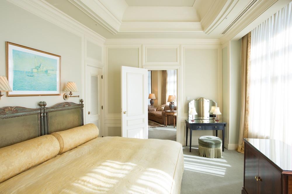 צ'יבה Hotel The Manhattan מראה חיצוני תמונה