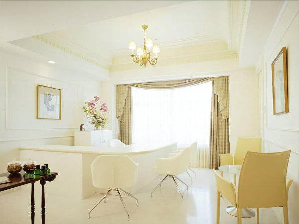 צ'יבה Hotel The Manhattan מראה חיצוני תמונה