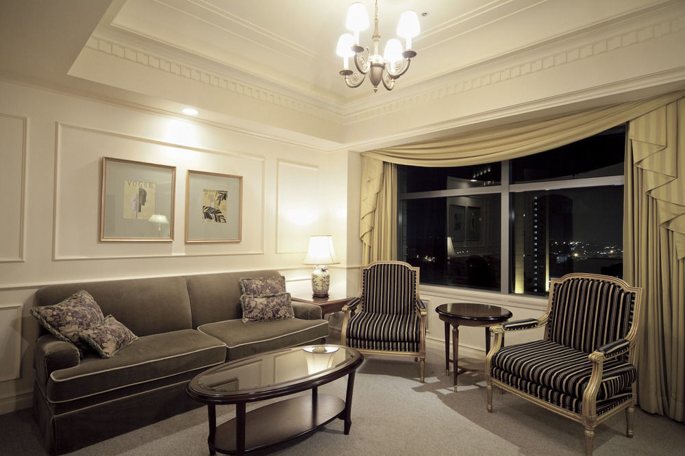 צ'יבה Hotel The Manhattan מראה חיצוני תמונה