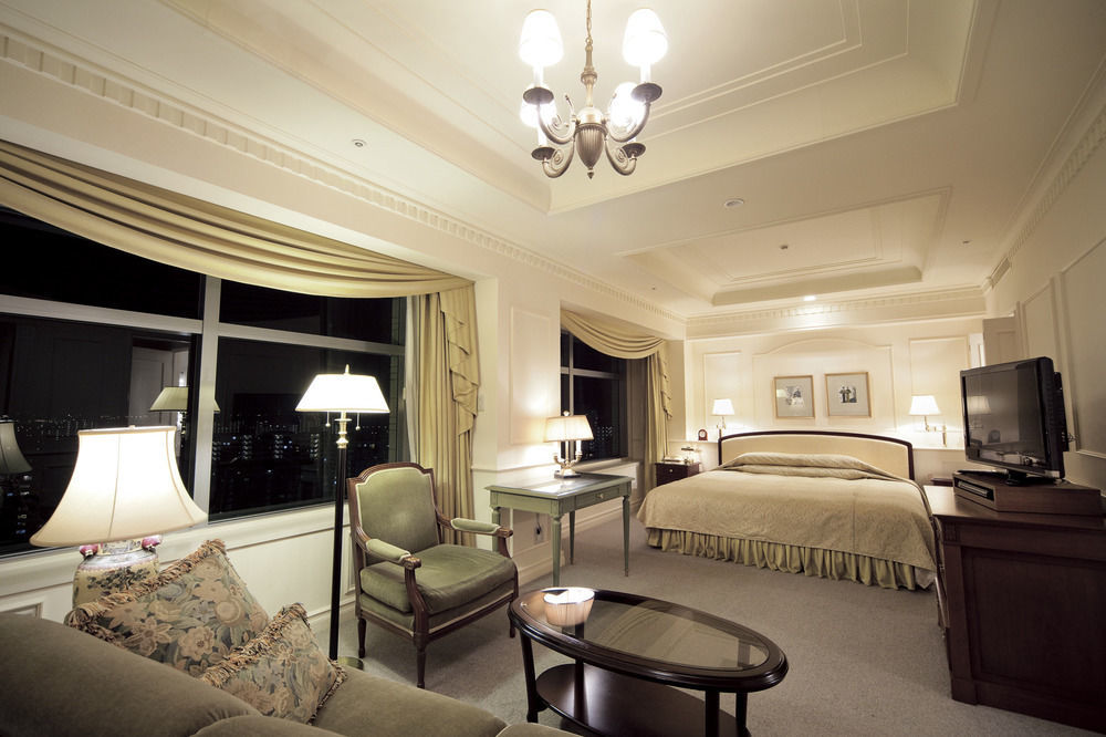 צ'יבה Hotel The Manhattan מראה חיצוני תמונה