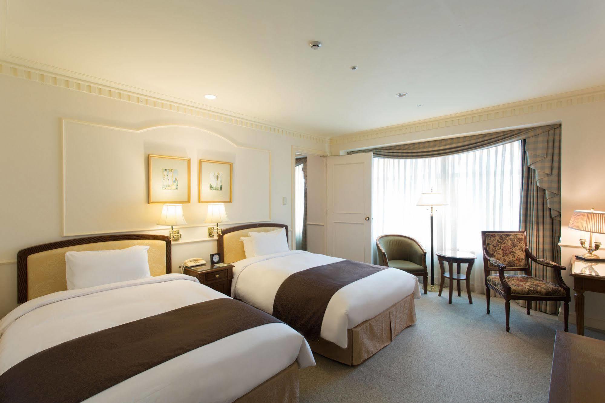 צ'יבה Hotel The Manhattan מראה חיצוני תמונה