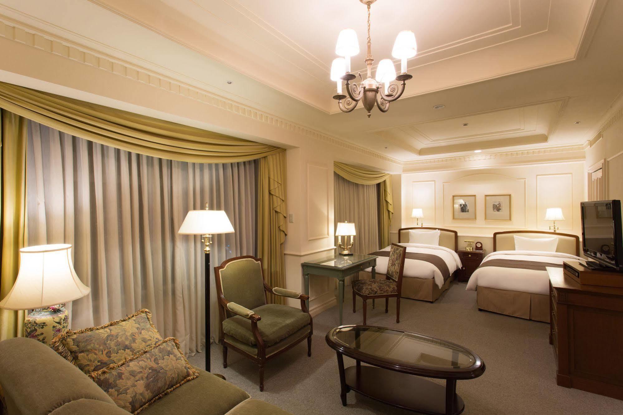 צ'יבה Hotel The Manhattan מראה חיצוני תמונה