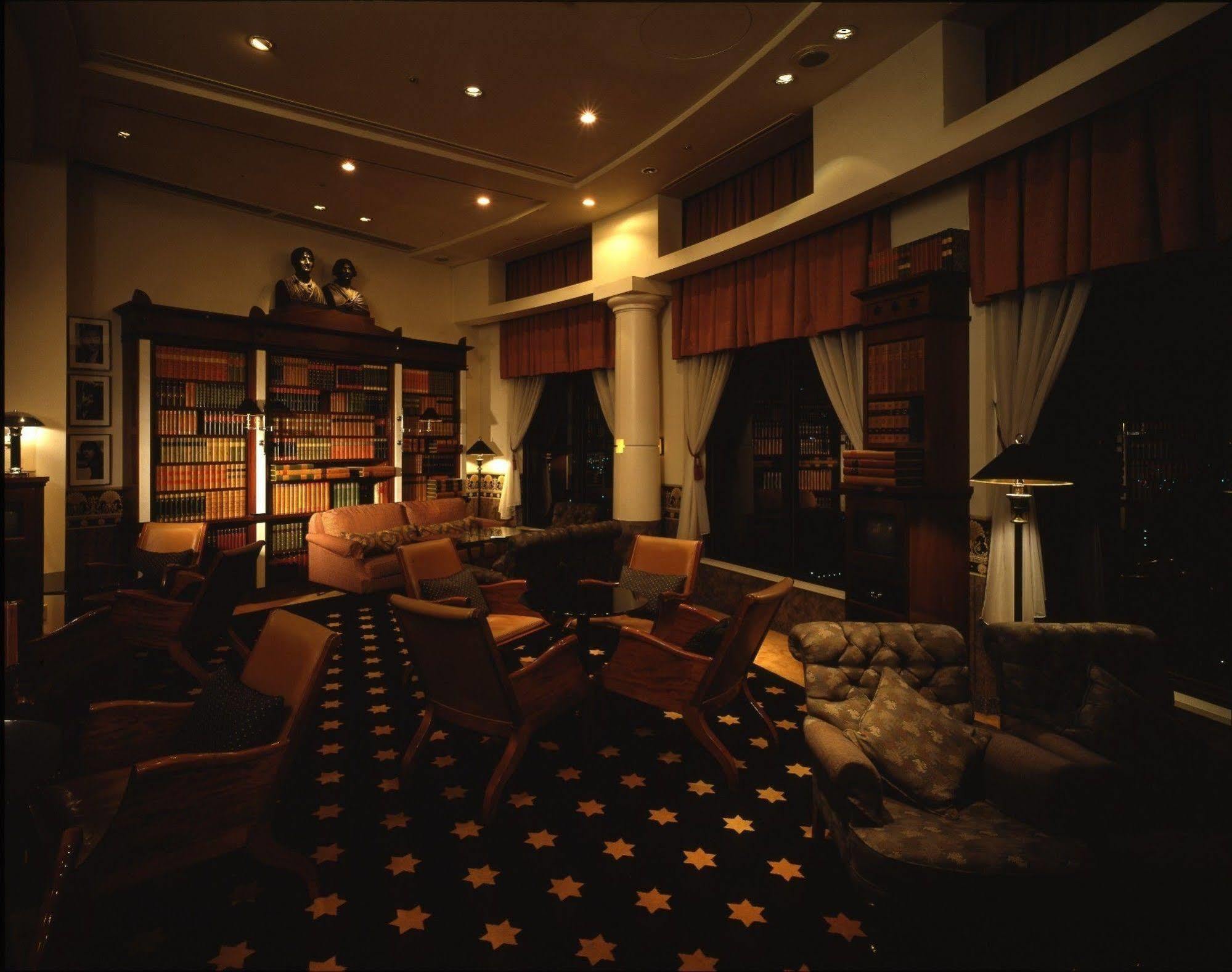 צ'יבה Hotel The Manhattan מראה חיצוני תמונה