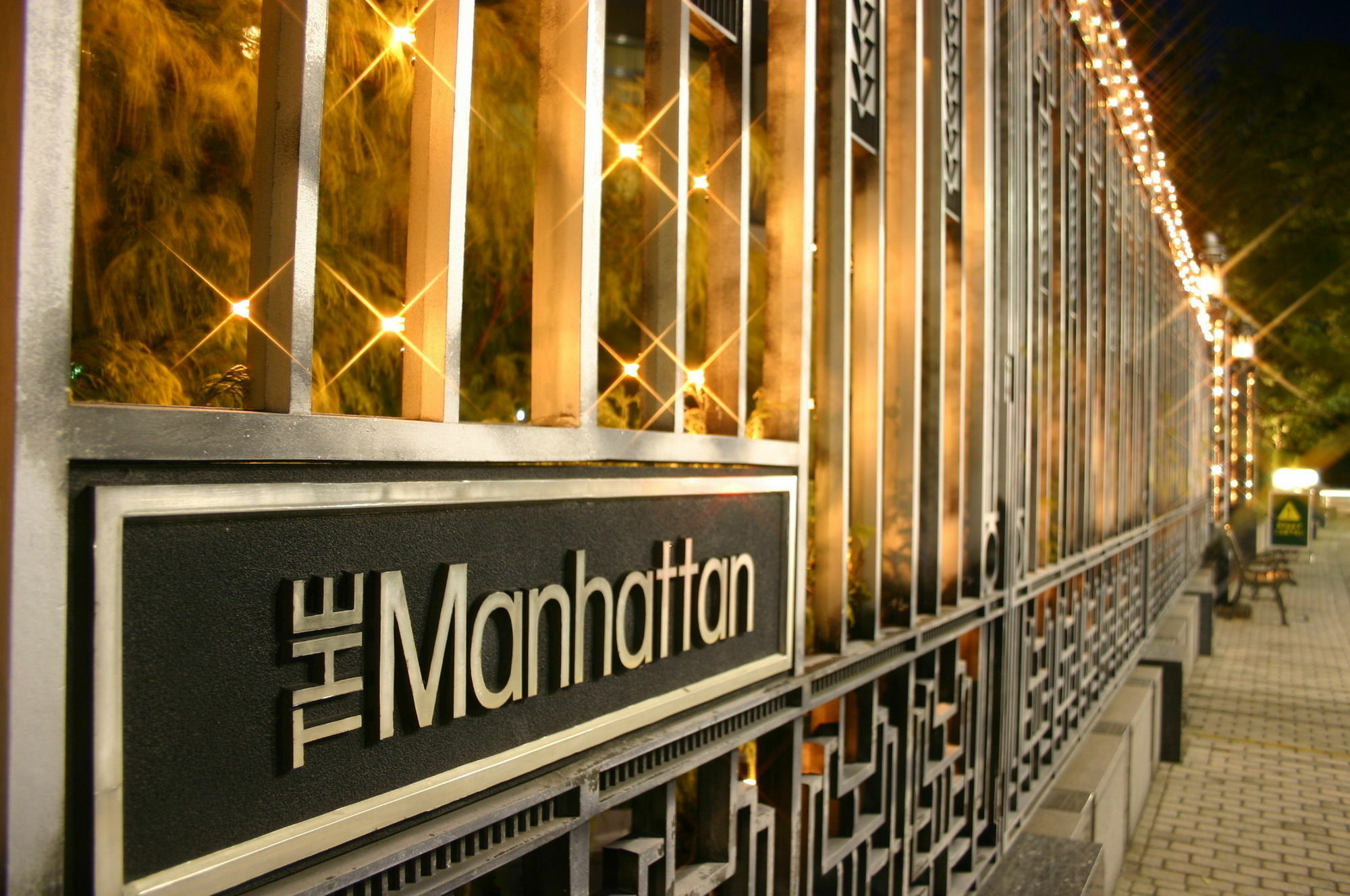 צ'יבה Hotel The Manhattan מראה חיצוני תמונה